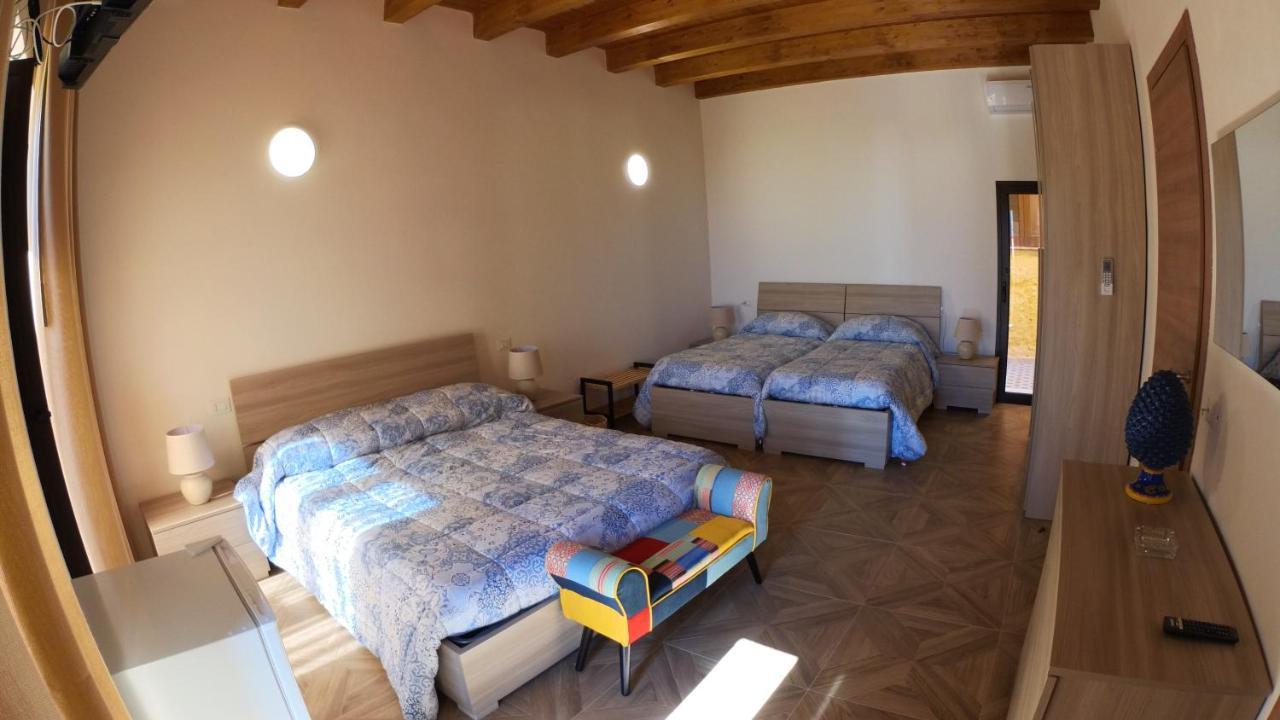 Bed and Breakfast Le Vie Di Girgenti Agrigento Exterior foto