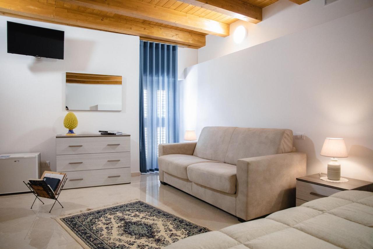Bed and Breakfast Le Vie Di Girgenti Agrigento Exterior foto