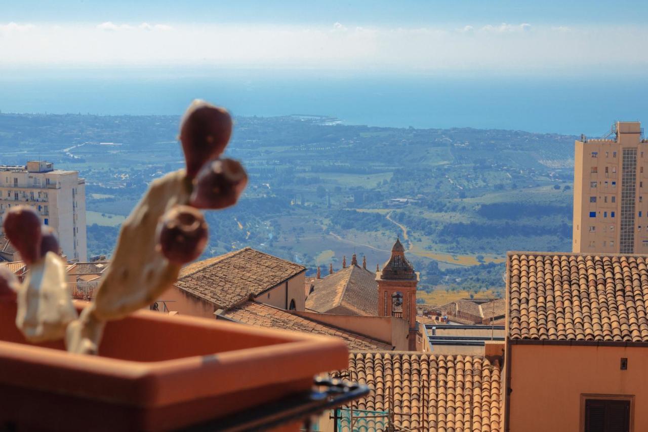 Bed and Breakfast Le Vie Di Girgenti Agrigento Exterior foto